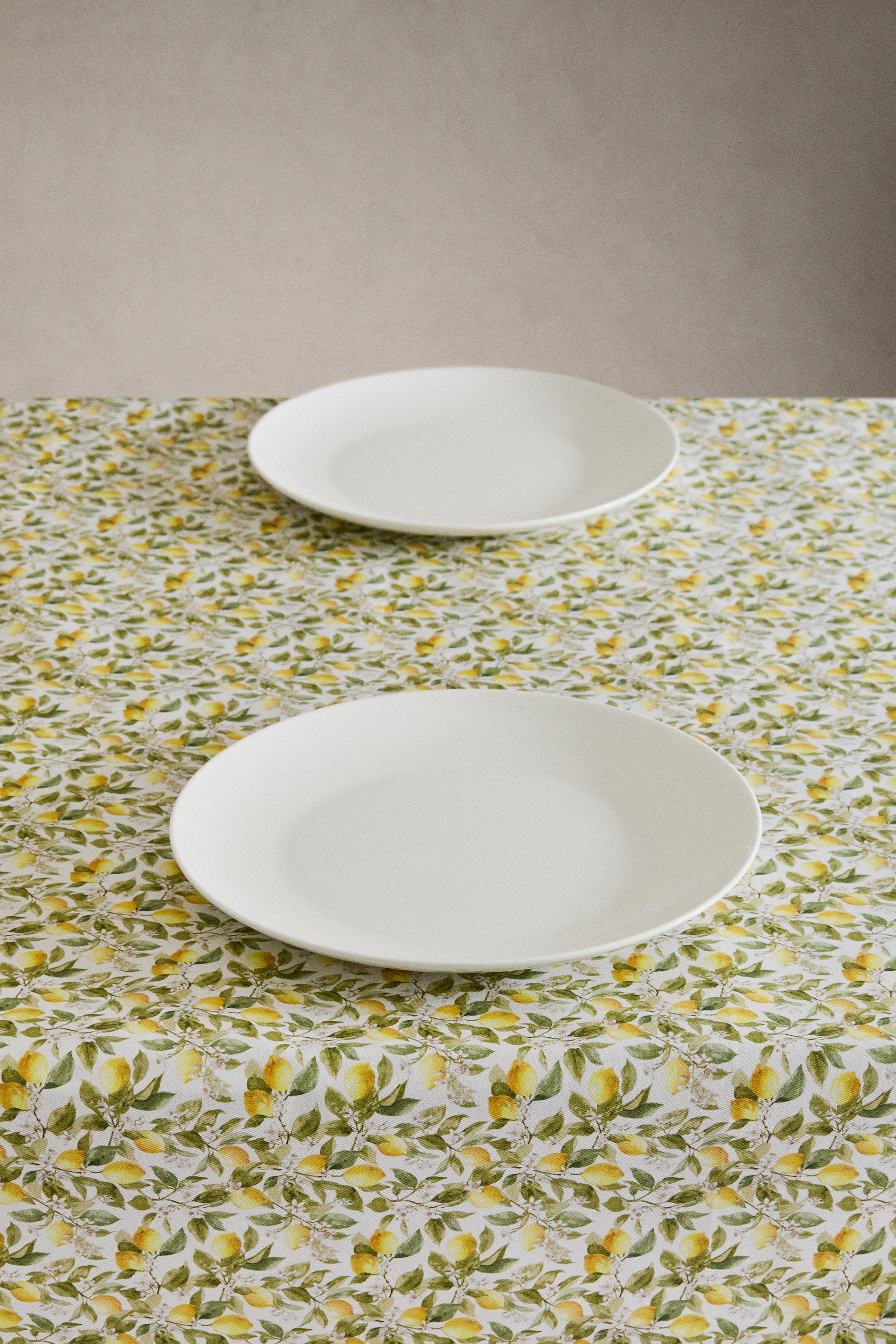 LEMON RESIN-COATED COTTON TABLECLOTH